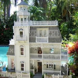 Meet your Posher, Robin